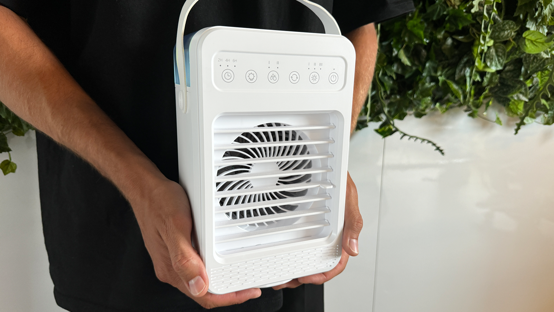TundraFreeze Portable AC Logo